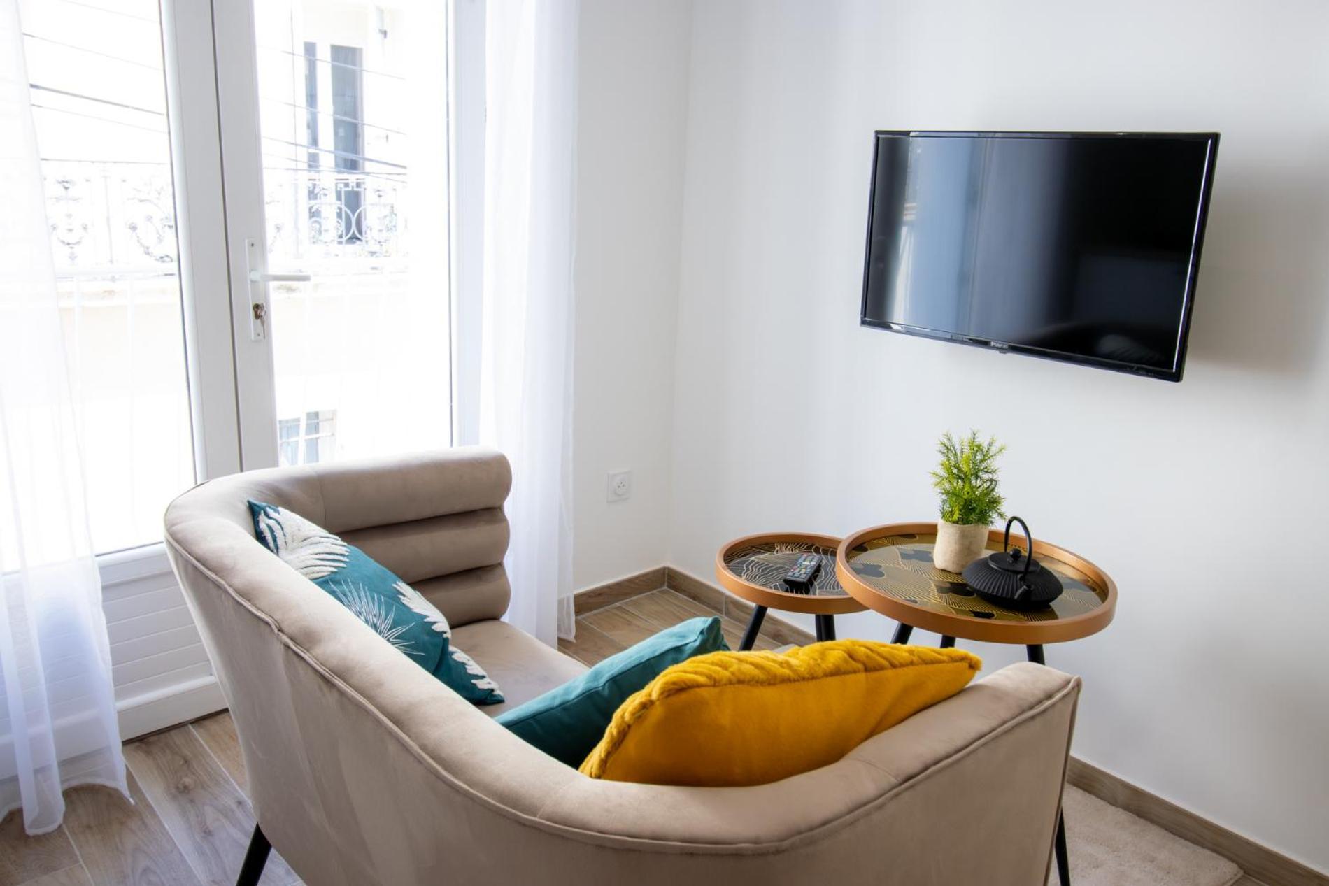 Apartament Charmant Studio Climatise 'Alma 1' - Beziers Centre - Wifi Fibre - Netflix Zewnętrze zdjęcie